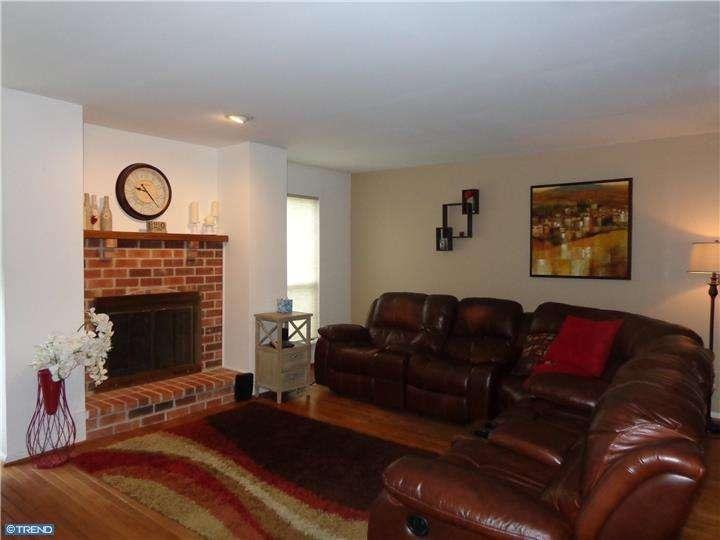 1617 Countryside Ln - Photo 2 of 24