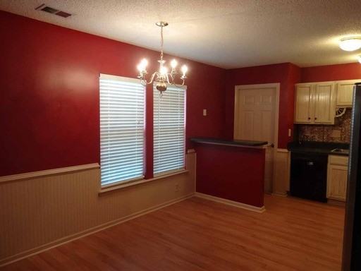 8304 Highlander Ct - Photo 3 of 14