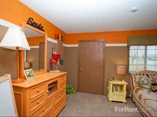 Fairways of Naperville - Photo 2 of 30