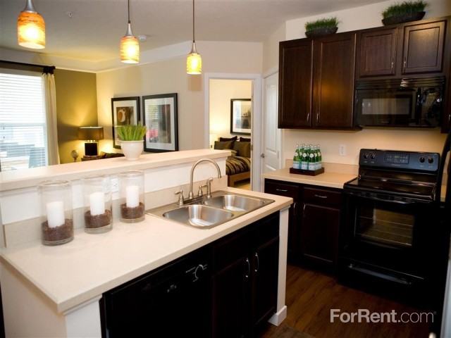 Kenyon Square - Photo 2 of 54