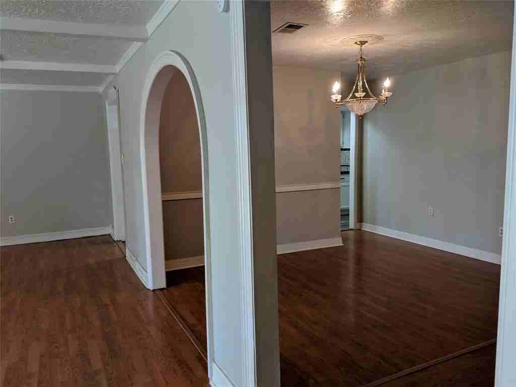 5519 Birchgate Dr #1 - Photo 3 of 10