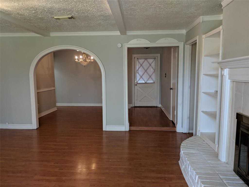 5519 Birchgate Dr #1 - Photo 4 of 10
