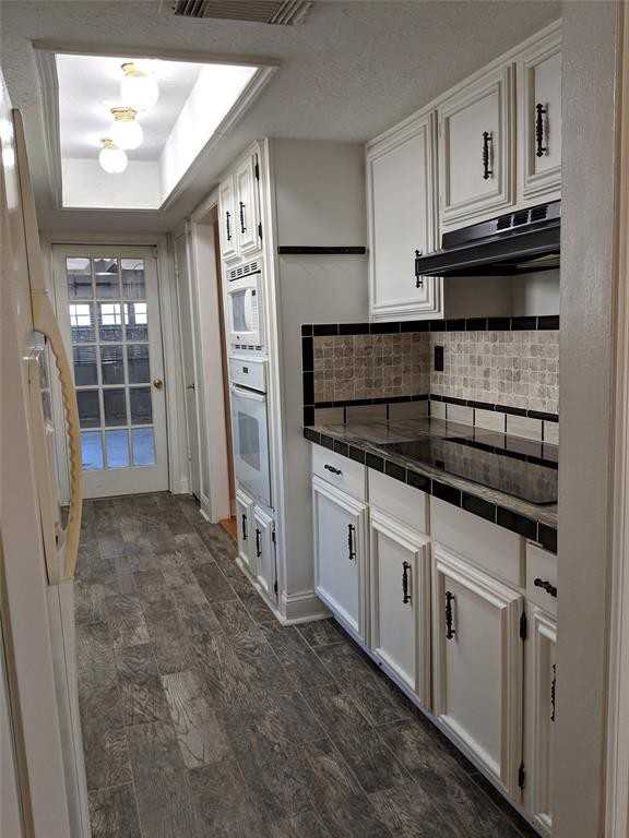5519 Birchgate Dr #1 - Photo 6 of 10