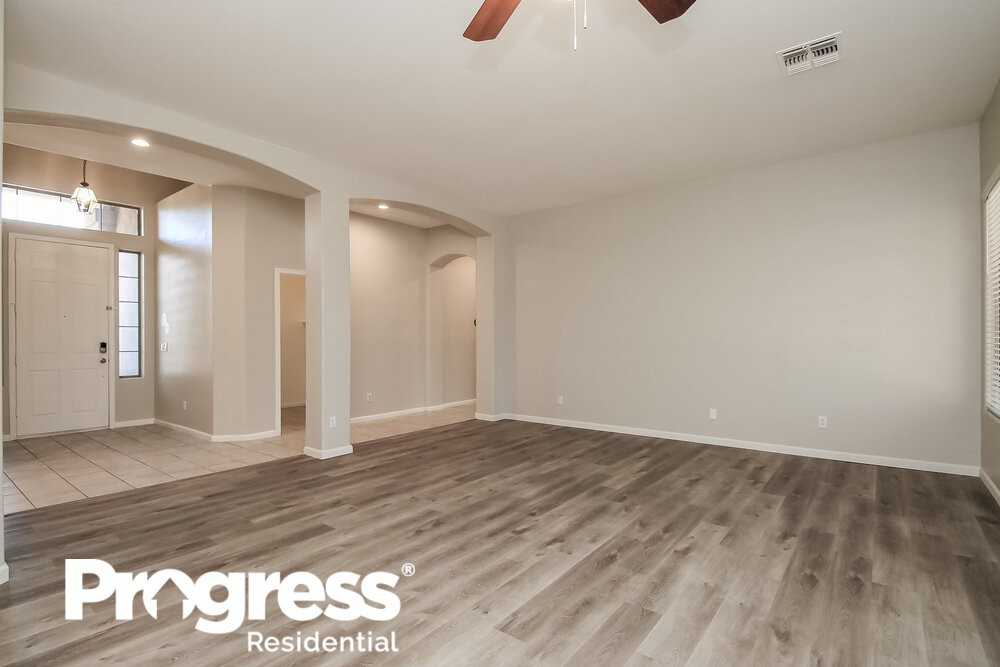 11021 E Dover St - Photo 4 of 16