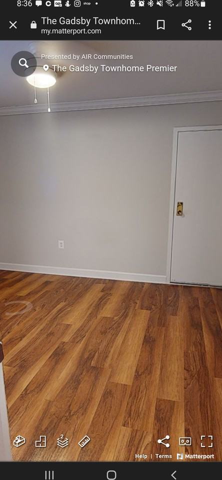 522 N Imboden St #403 - Photo 2 of 5