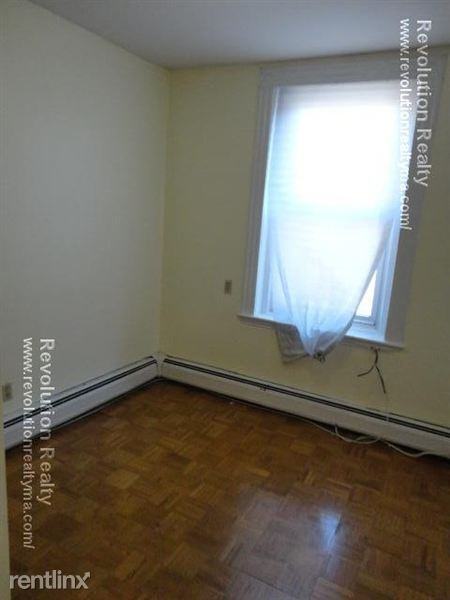 145 Endicott St - Photo 2 of 5