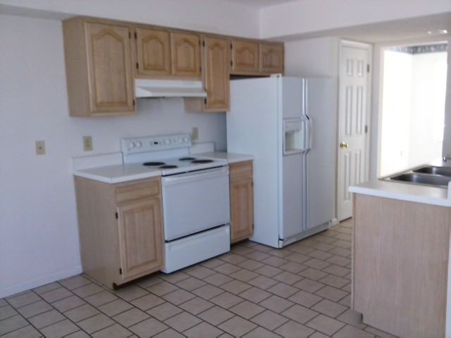 130 Summerglen Ridge - Photo 2 of 16