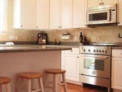 2266 Shimmering Bay Ln - Photo 3 of 7