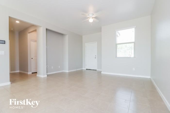 8863 N 186th Dr - Photo 3 of 15