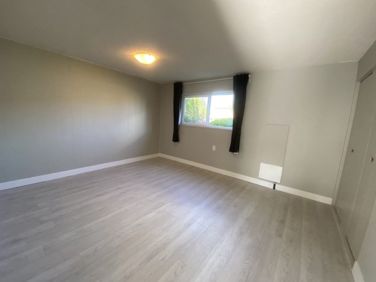 8131 Luton Road - Photo 3 of 8