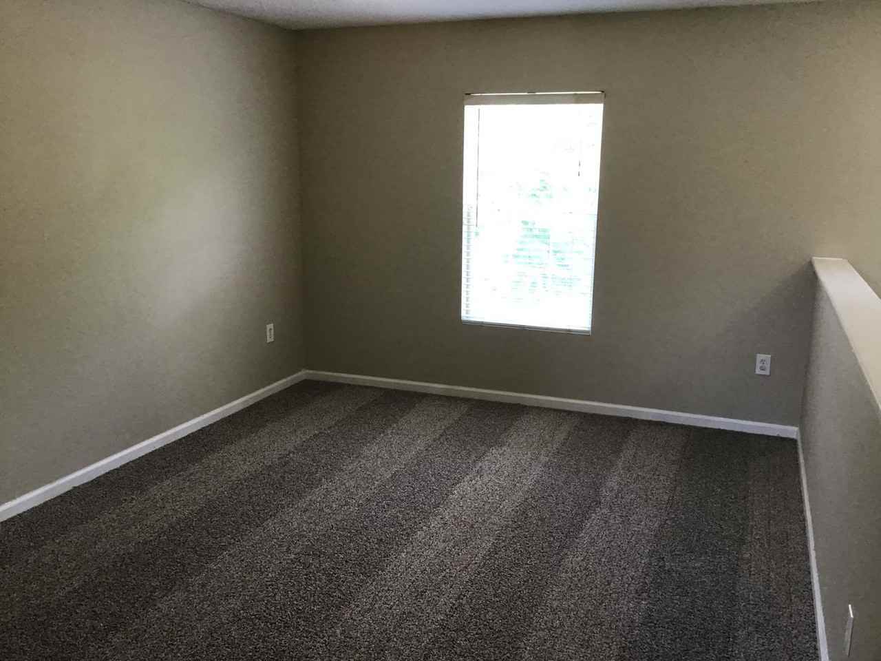 147 Marisco Way - Photo 2 of 10