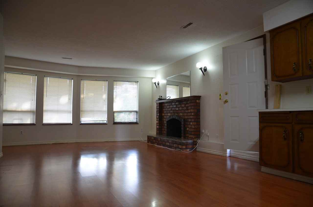 3455 East 28th Avenue - Photo 2 of 6