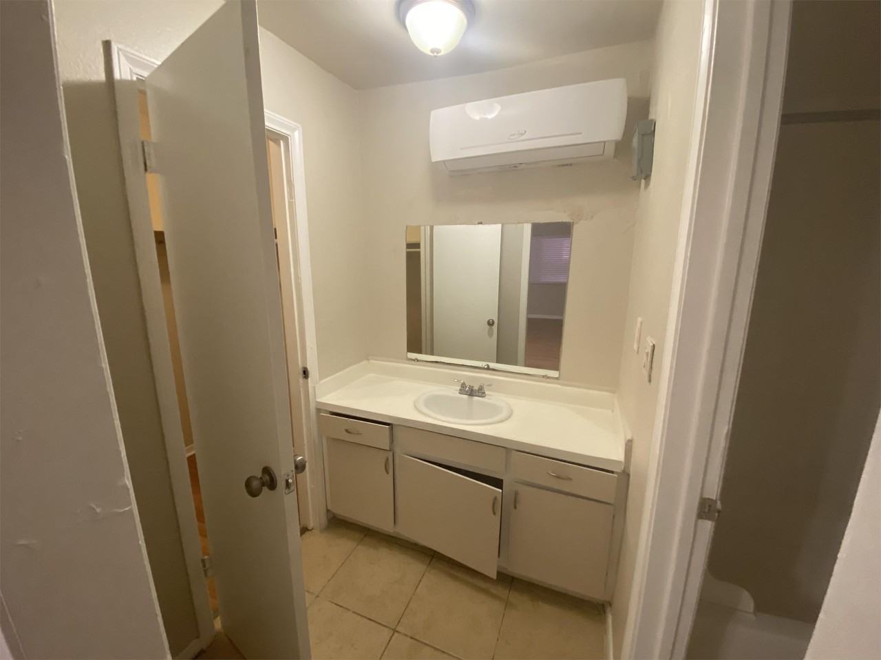 502 W Alabama - 21 #21 - Photo 6 of 15