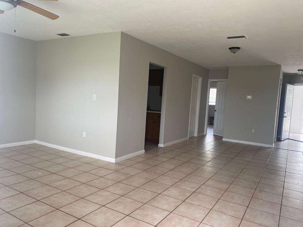 1418 Southeast 8th Terrace #6 - Photo 2 of 12