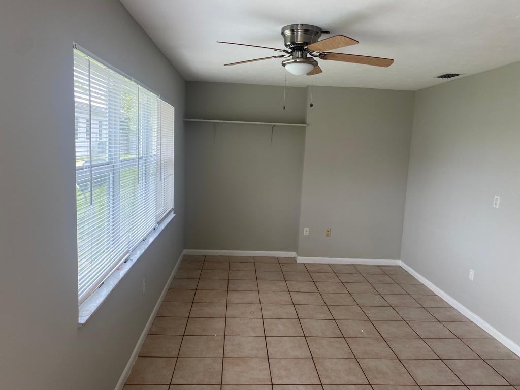 1418 Southeast 8th Terrace #6 - Photo 6 of 12