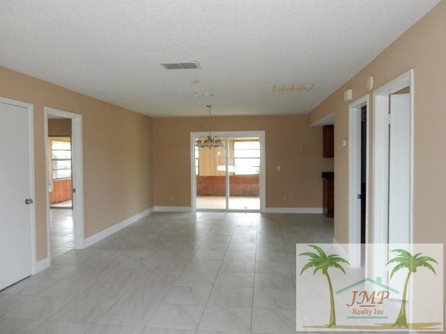 172 Guadalajara Drive - Photo 2 of 10