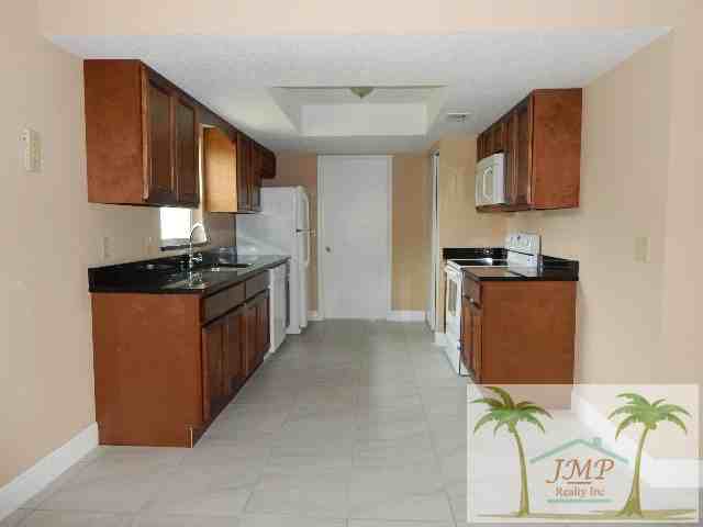 172 Guadalajara Drive - Photo 3 of 10