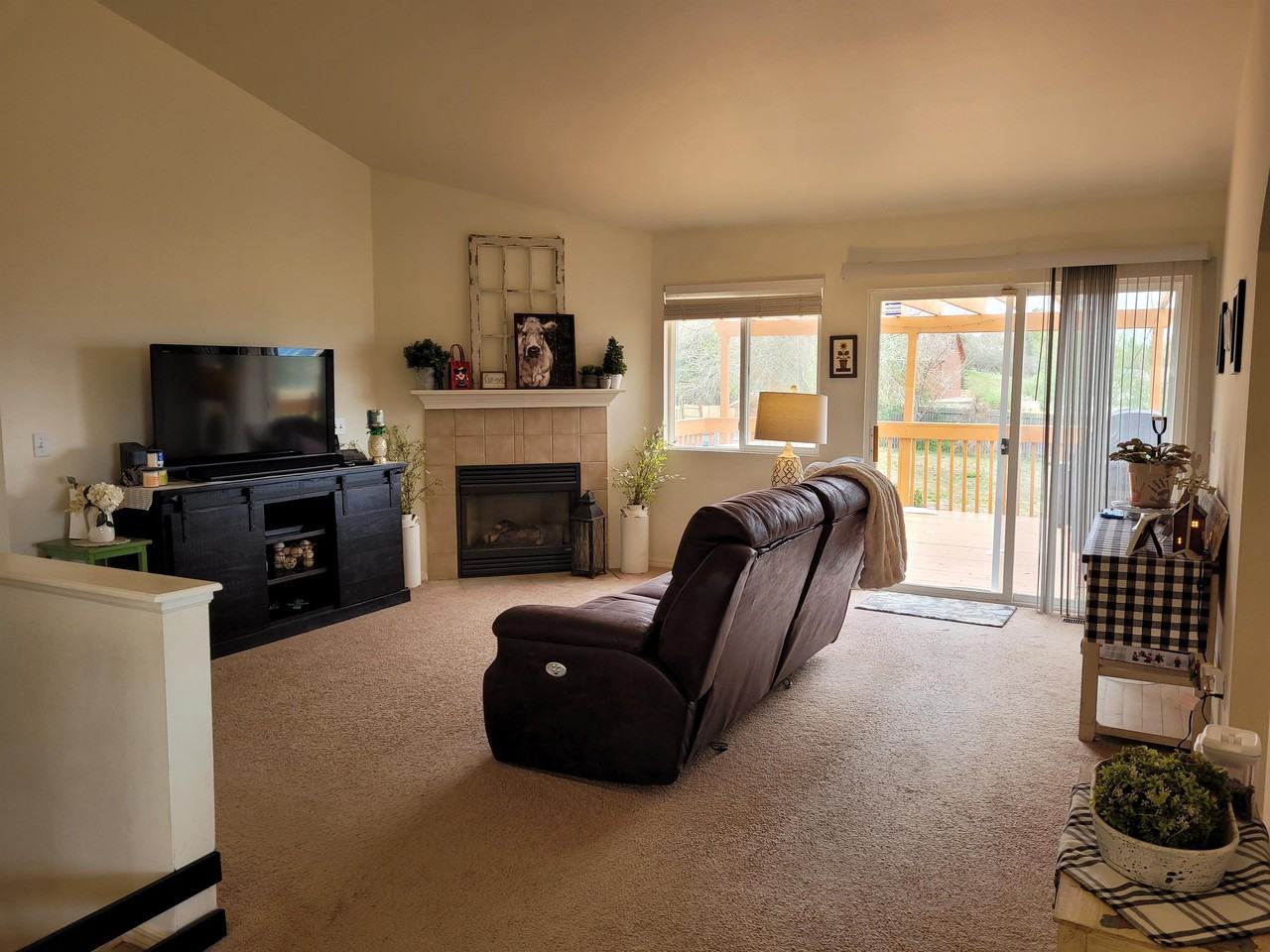 97 Misty Creek Dr #1 - Photo 7 of 19