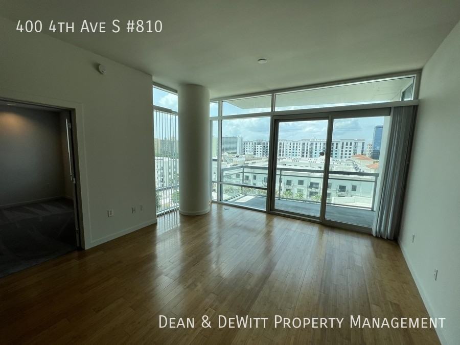 400 4th Avenue South - Photo 4 of 18