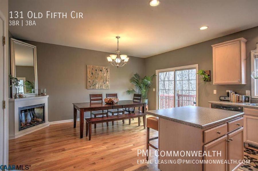 131 Old Fifth Cir - Photo 3 of 20