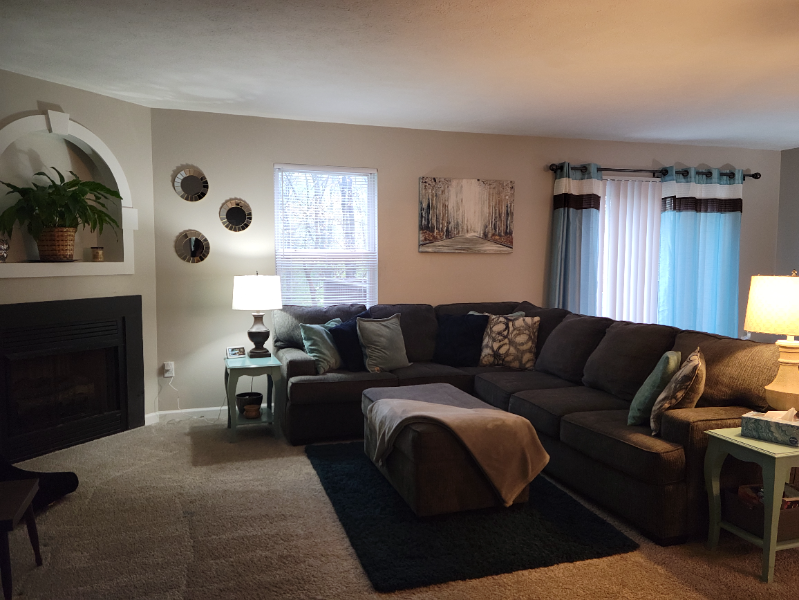 701 Pine Valley Dr - Photo 3 of 12