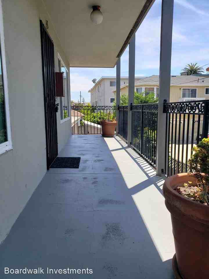 280 San Felipe Ave. - Photo 3 of 16