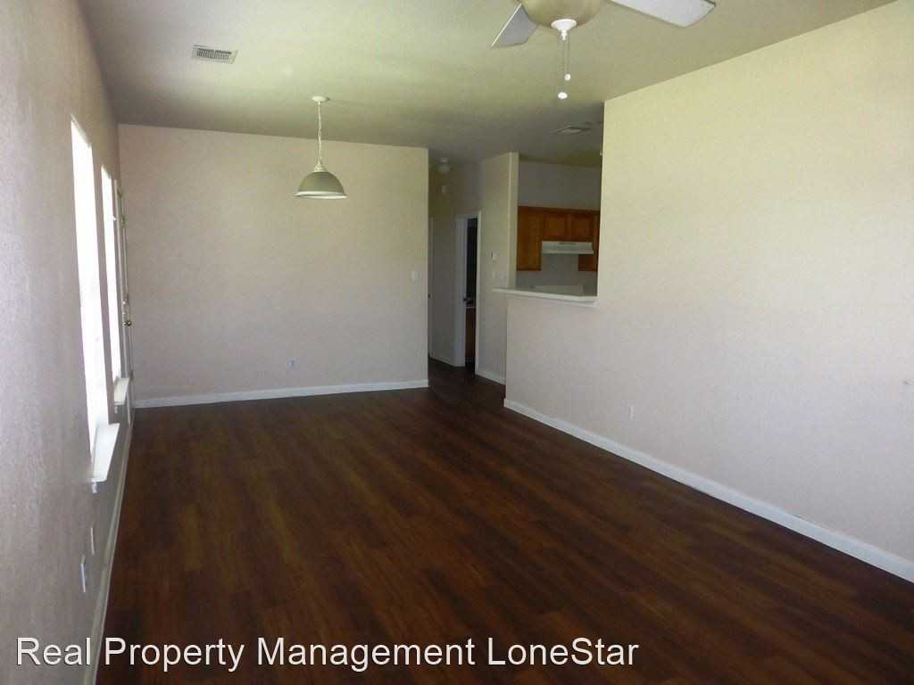2831 Southampton Way - Photo 2 of 13