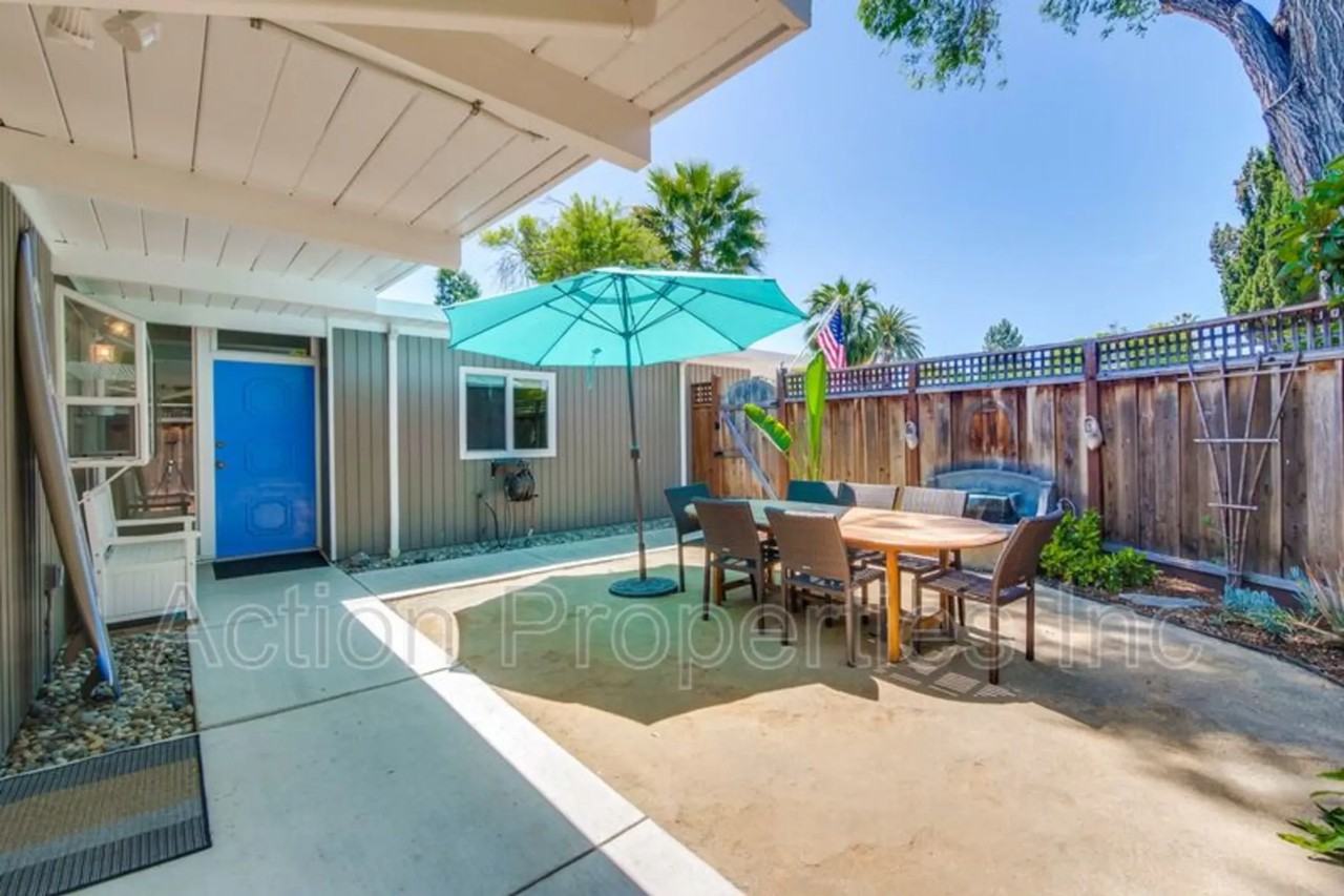 2446 Thaddeus Dr - Photo 2 of 36