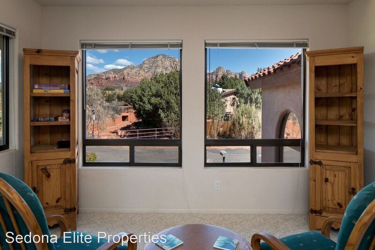 2455 Stanley Steemer - Photo 3 of 13