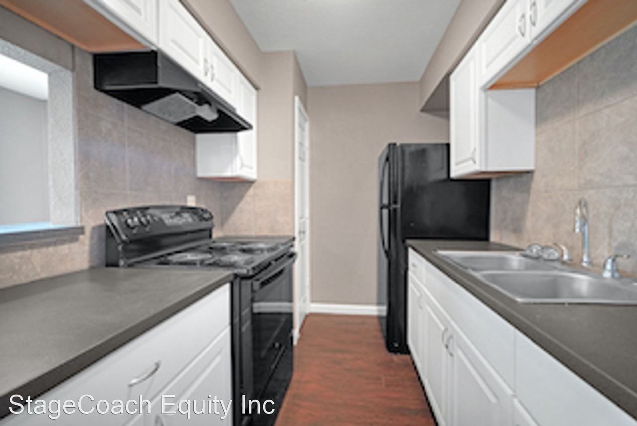 3031 Sumpter St - Photo 2 of 19