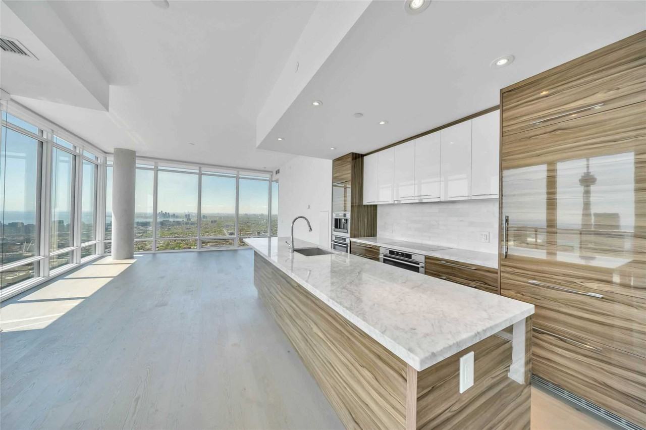 488 University Avenue