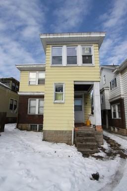 1119 Hodgkiss St - Photo 3 of 8