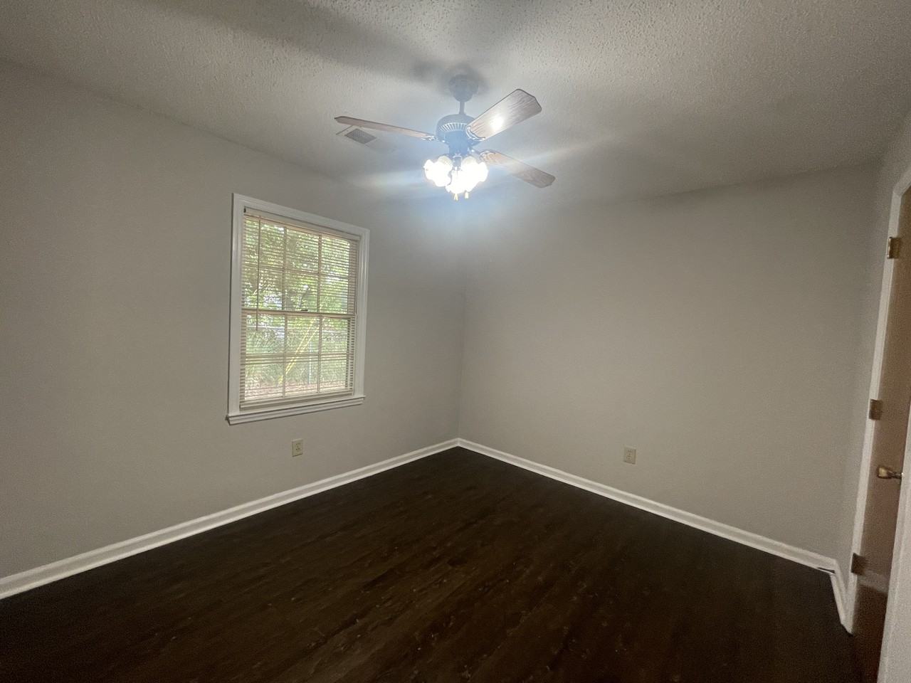 128A Braly Dr - Photo 4 of 8