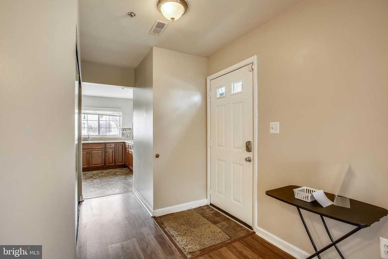 1670 Brooksquare Dr #54 - Photo 4 of 28