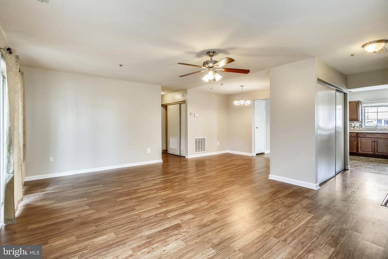 1670 Brooksquare Dr #54 - Photo 5 of 28