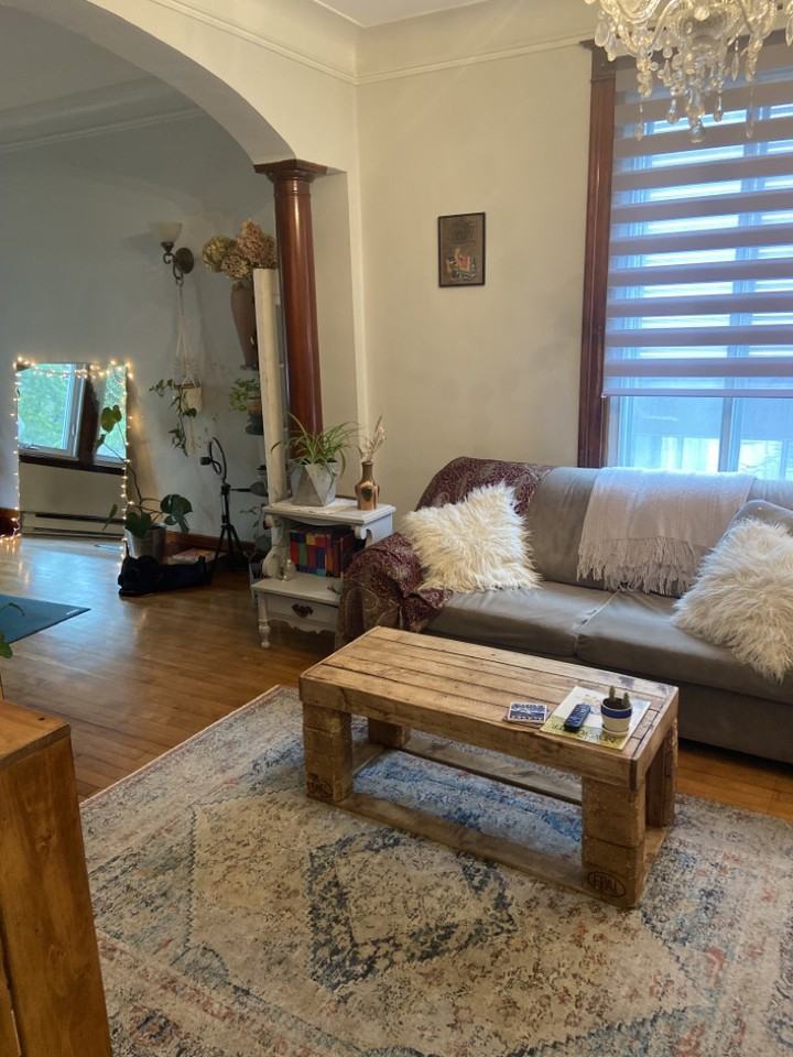 2046G Grand Boulevard - Photo 2 of 15