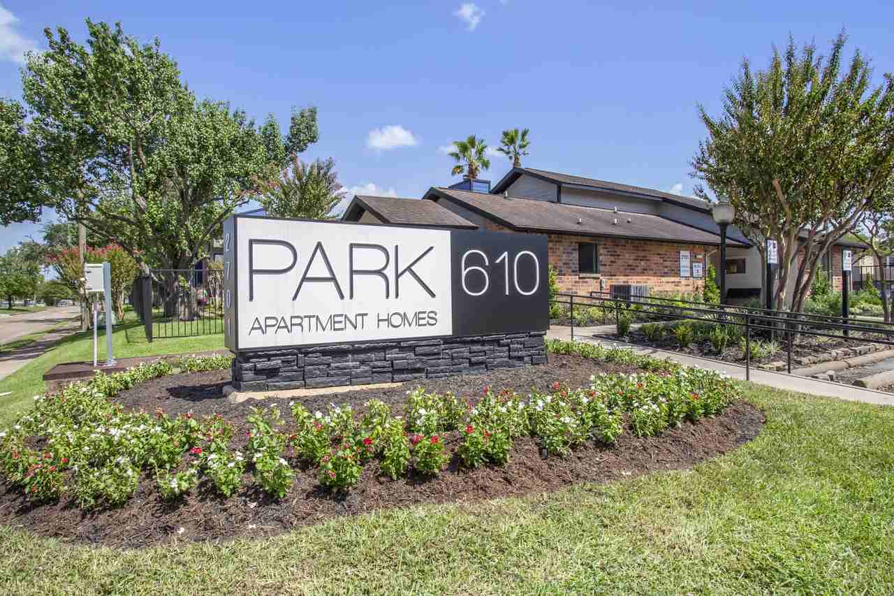 Park 610 Apartments 2701 W Bellfort Ave, Houston, TX 77054 Zumper