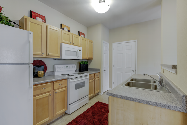 Overlook at Valley Ridge Apartments - Photo 2 of 30