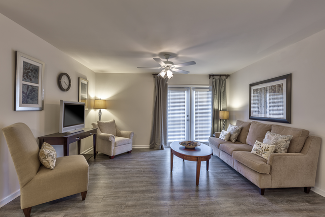 Vantage Pointe at Marrowbone Heights - Photo 7 of 19