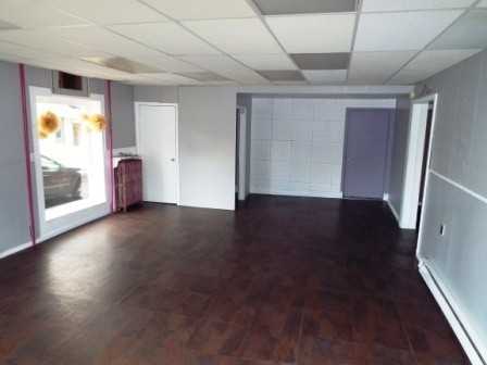1 S Market St - Photo 3 of 5