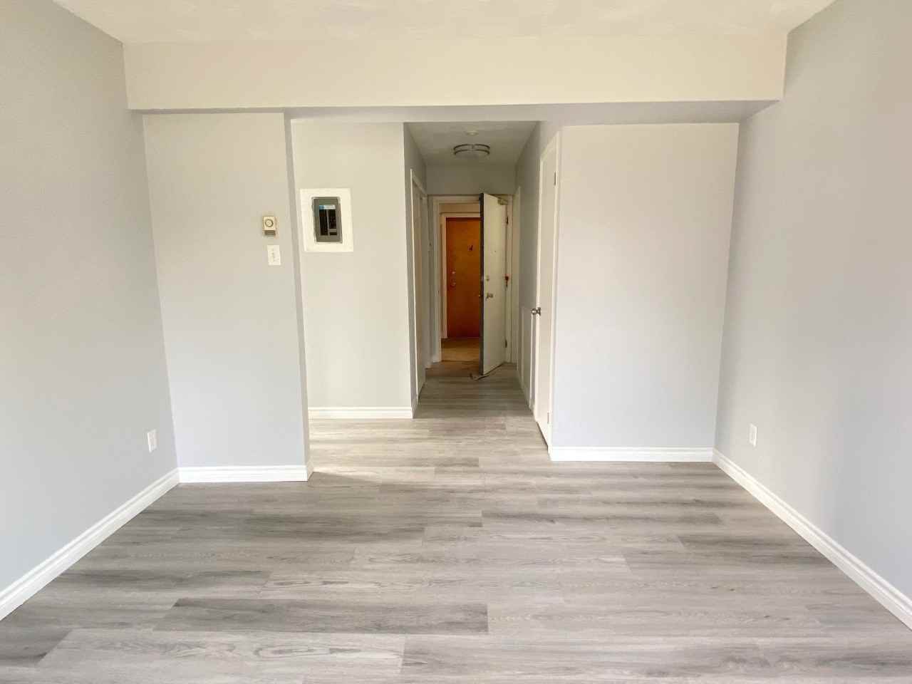 80 Glasier Rd #6 - Photo 4 of 9
