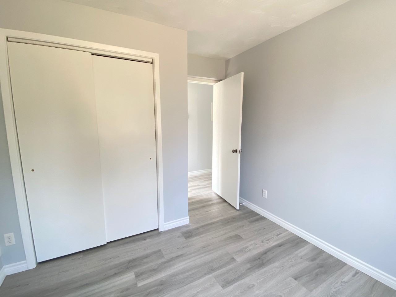 80 Glasier Rd #6 - Photo 7 of 9