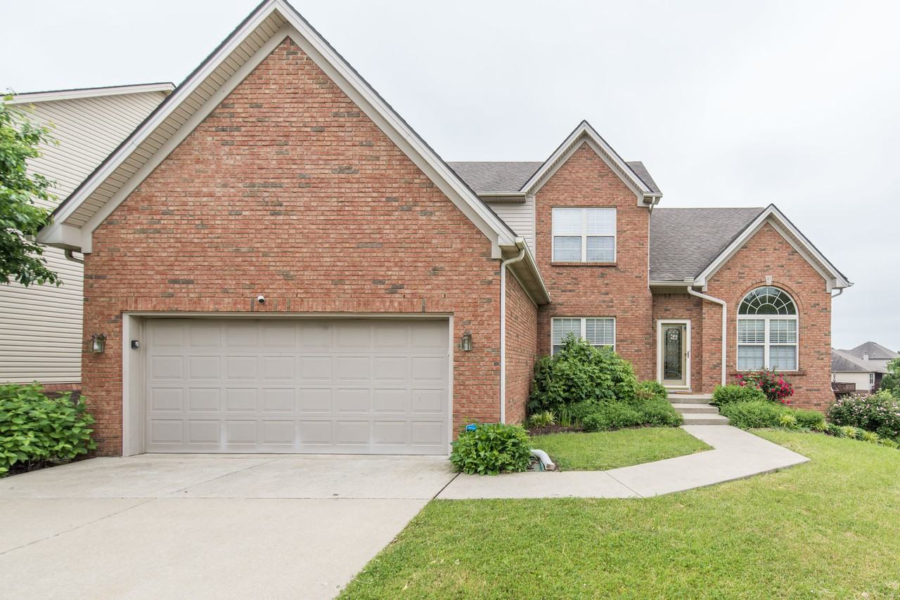 448 Southpoint Dr #1 - Photo 3 of 47