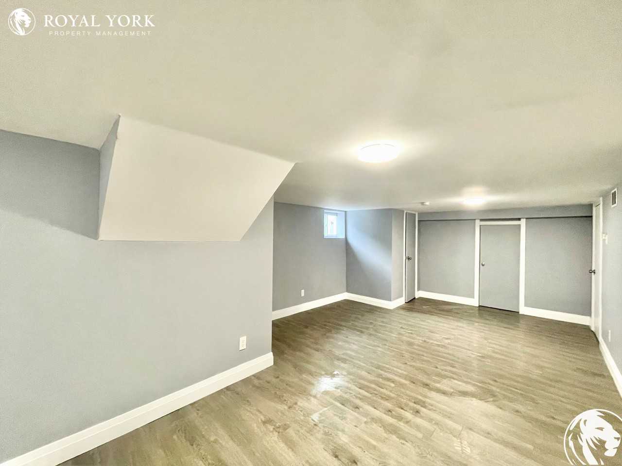 97 Clarke St #2 - Photo 3 of 31
