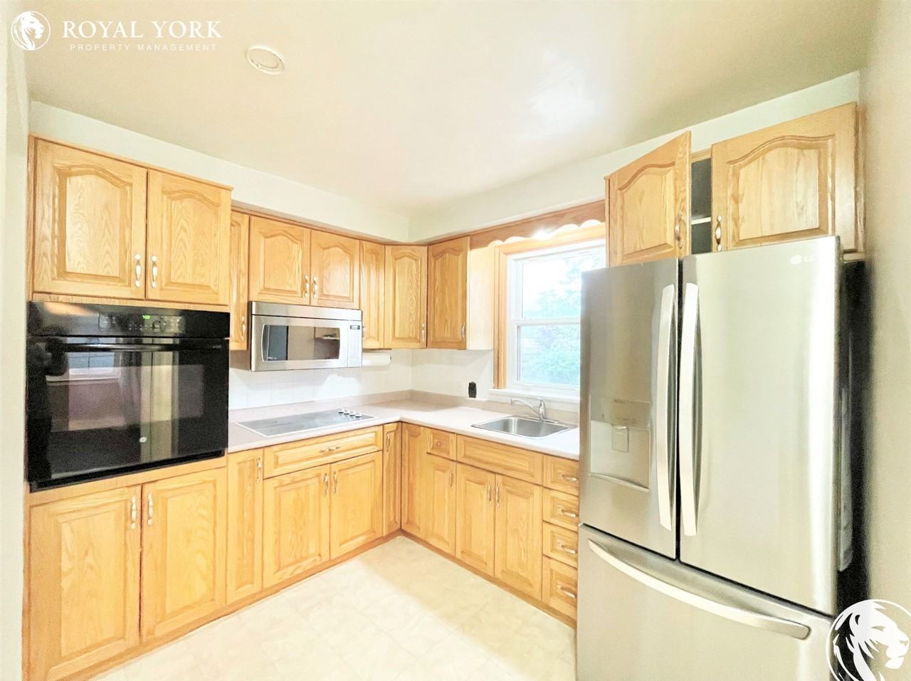 5880 Carman St - Photo 2 of 45