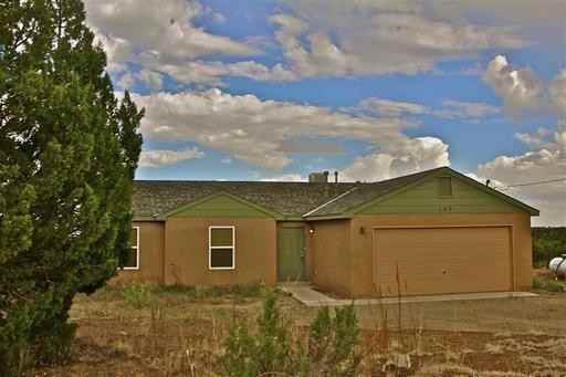 140 Jessie James - Photo 2 of 6