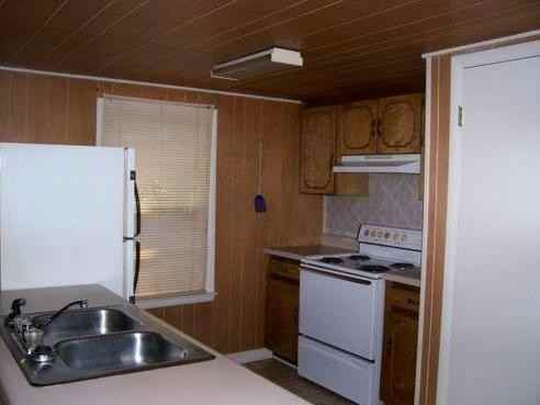 1151 State Farm Rd - Photo 3 of 7