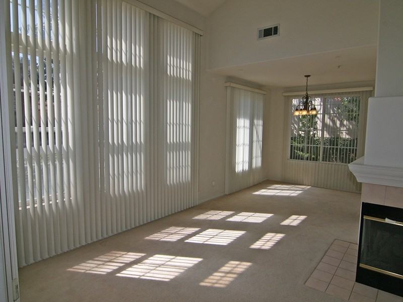 401 Middlebury Ct - Photo 2 of 15