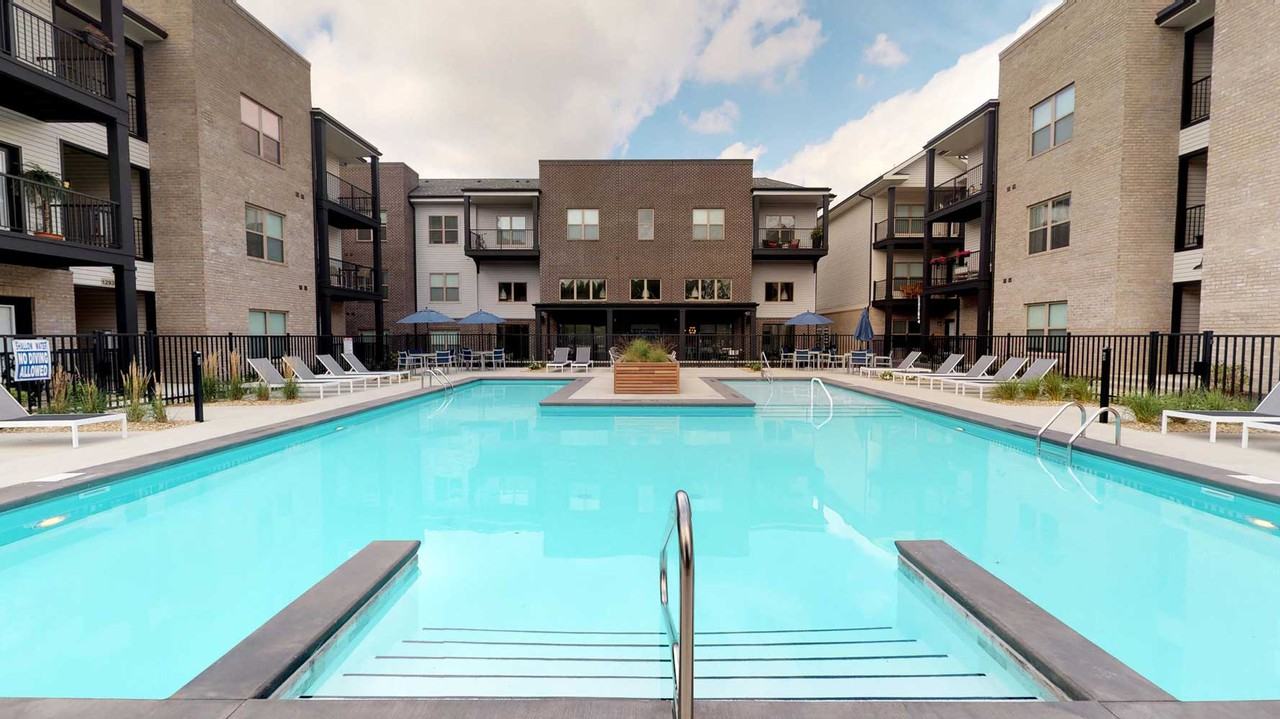 Grant Park - Photo 5 of 50