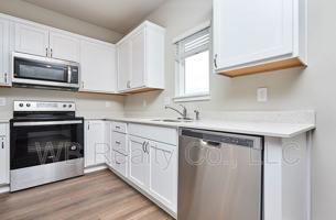 featured image of 9598 Capstone Ct